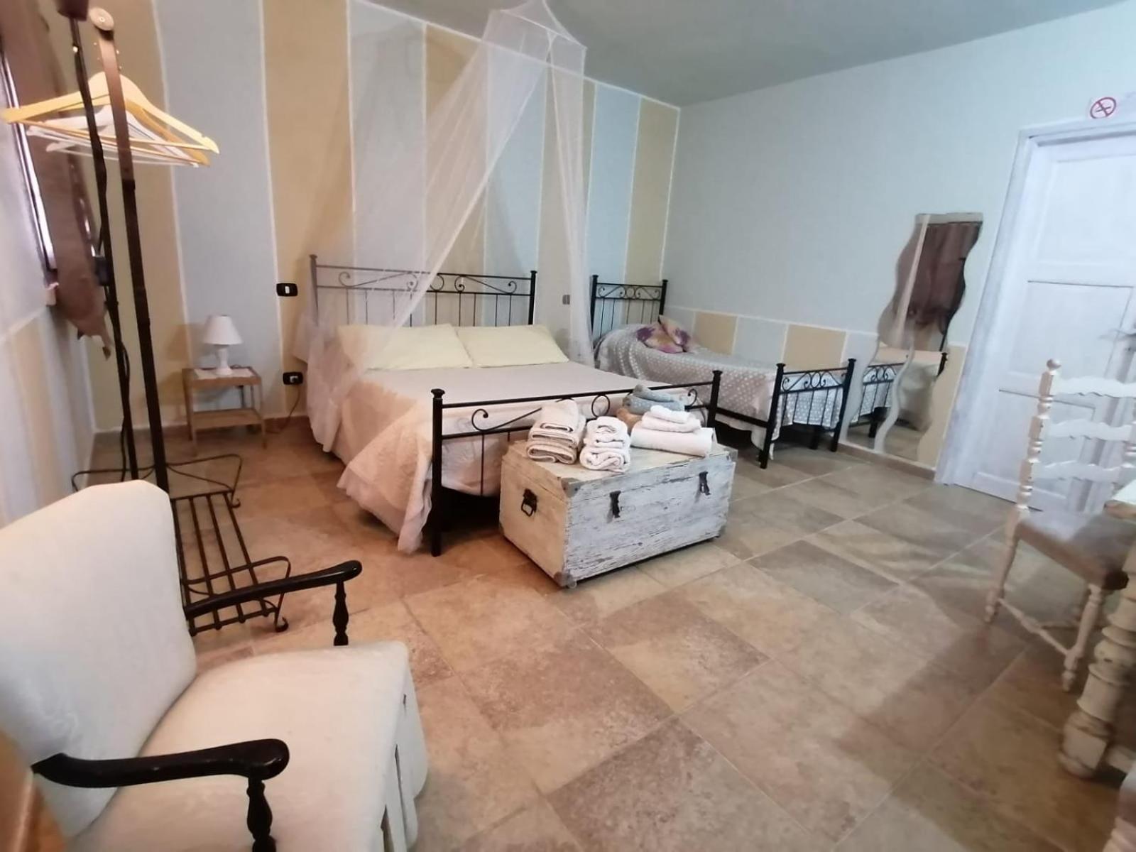 Bed and Breakfast Casale Cavatella Сермонета Экстерьер фото