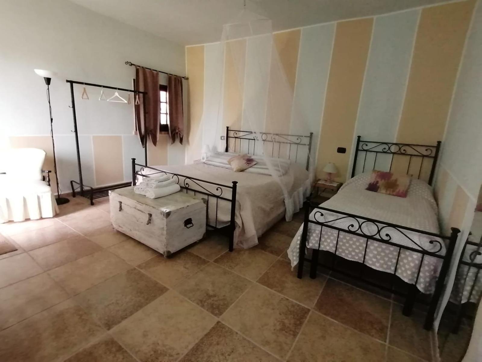 Bed and Breakfast Casale Cavatella Сермонета Экстерьер фото